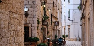 Co tak brzęczy w Chorwacji?