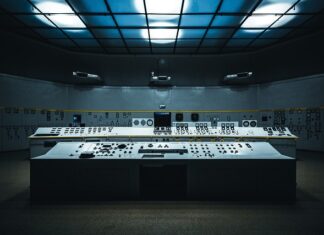 Co należy mieć w samochodzie podczas kontroli policji? Co należy mieć w samochodzie podczas kontroli policji?