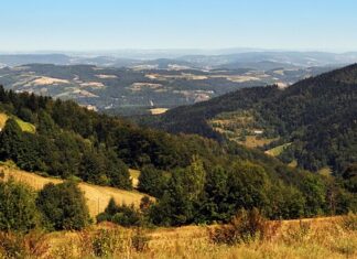 Weekend w górach z dala od zgiełku – dlaczego warto odwiedzić Beskid Rose & Spa? Weekend w górach